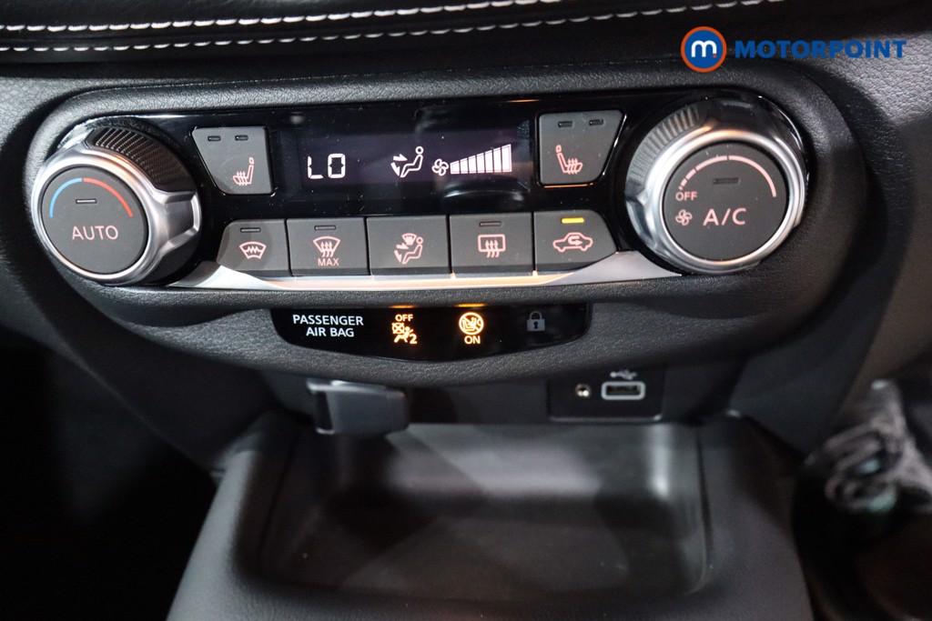Nissan Juke Tekna Manual Petrol SUV - Stock Number (1569284) - 17th supplementary image