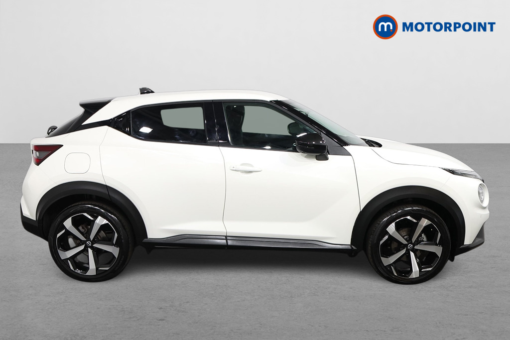 Nissan Juke Tekna Manual Petrol SUV - Stock Number (1569284) - Drivers side