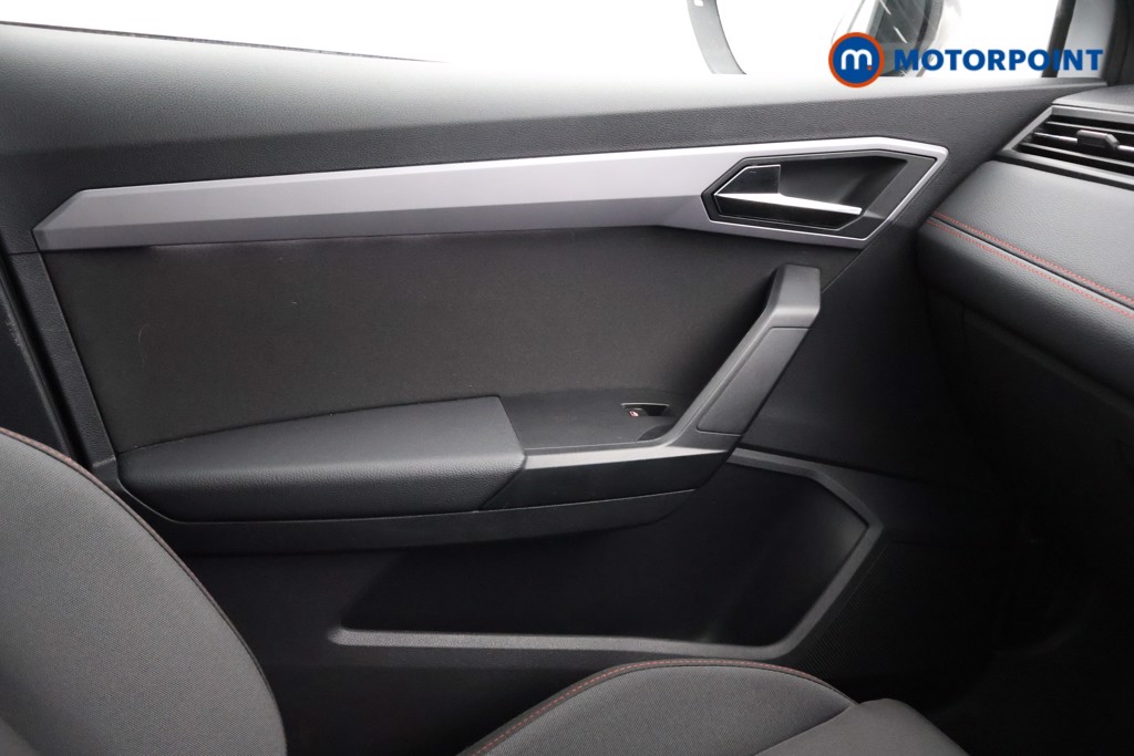 Seat Ibiza FR Manual Petrol Hatchback - Stock Number (1569332) - 7th supplementary image