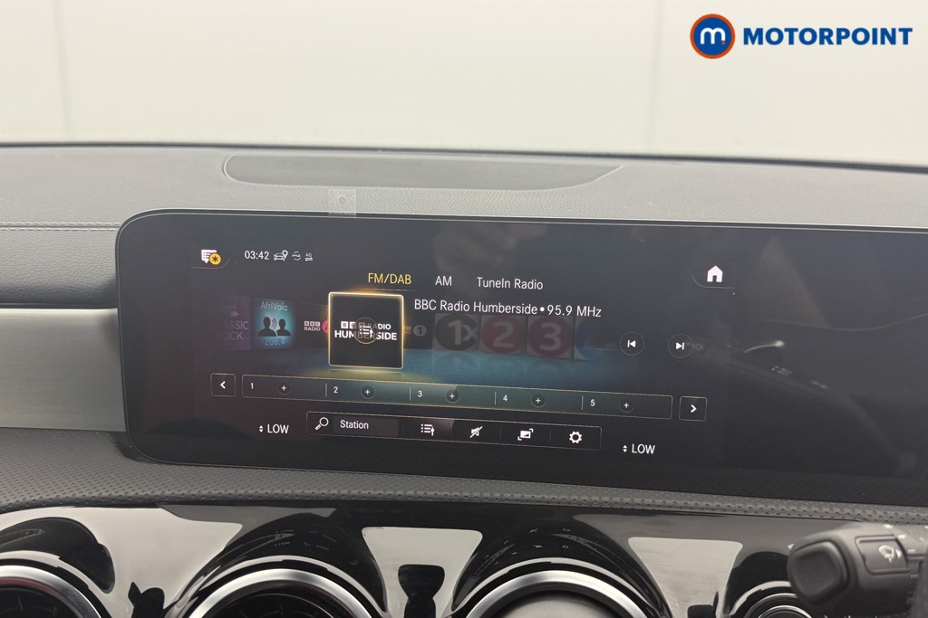 Mercedes-Benz CLA Amg Line Automatic Petrol Estate - Stock Number (1569385) - 8th supplementary image