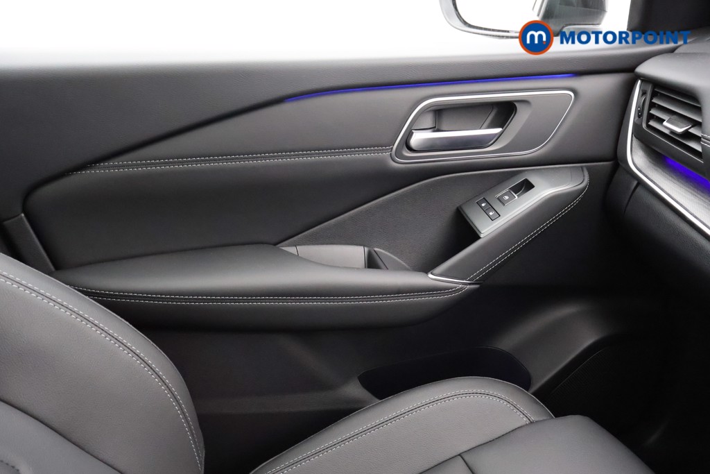 Nissan Qashqai Tekna Automatic Petrol SUV - Stock Number (1569405) - 6th supplementary image