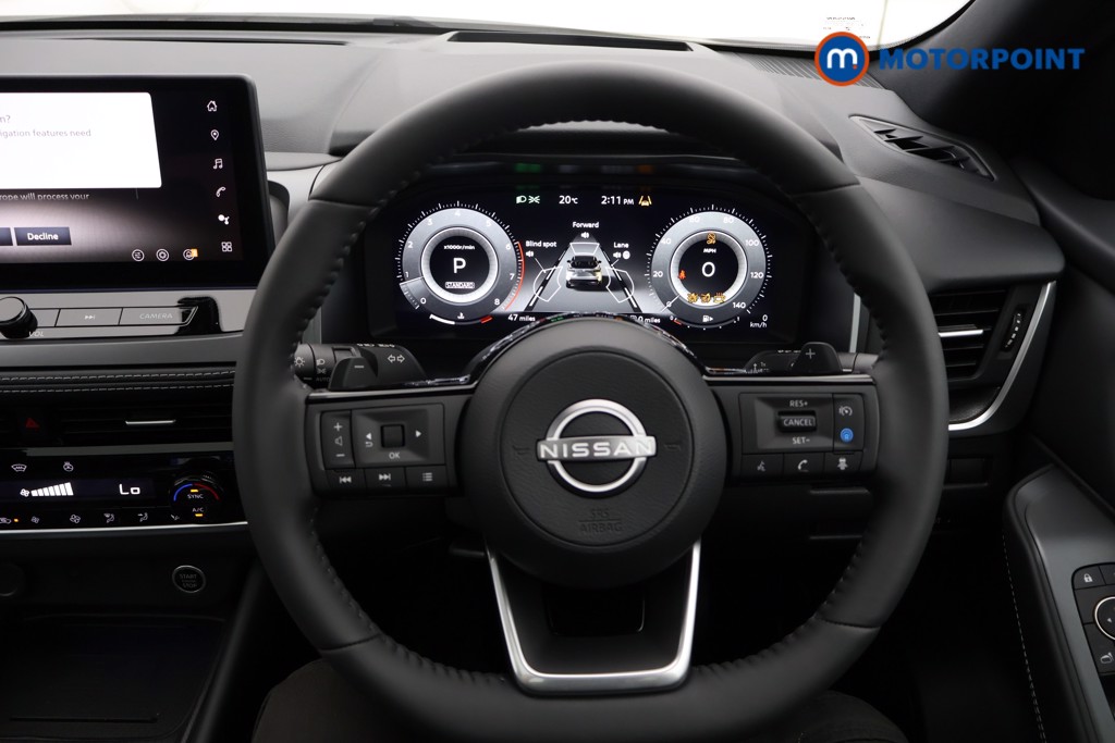 Nissan Qashqai Tekna Automatic Petrol SUV - Stock Number (1569405) - 1st supplementary image