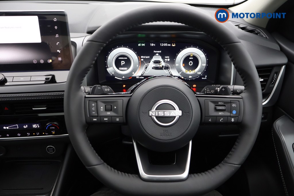 Nissan Qashqai N-Connecta Automatic Petrol SUV - Stock Number (1569408) - 1st supplementary image