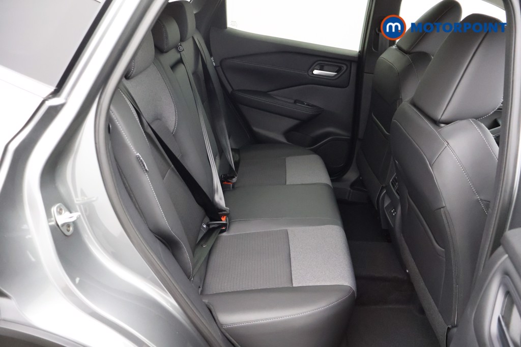 Nissan Qashqai N-Connecta Automatic Petrol SUV - Stock Number (1569411) - 11th supplementary image