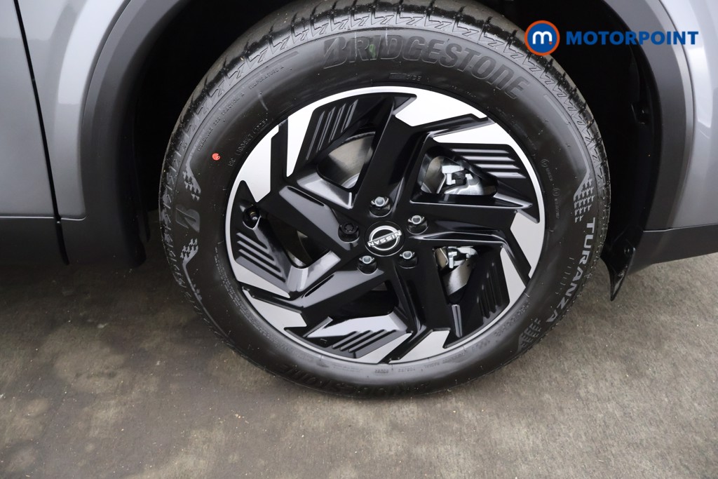Nissan Qashqai N-Connecta Automatic Petrol SUV - Stock Number (1569411) - 17th supplementary image
