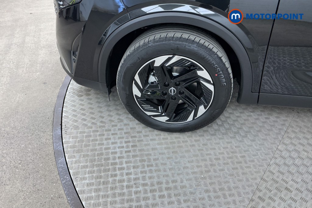 Nissan Qashqai N-Connecta Automatic Petrol SUV - Stock Number (1569420) - 34th supplementary image
