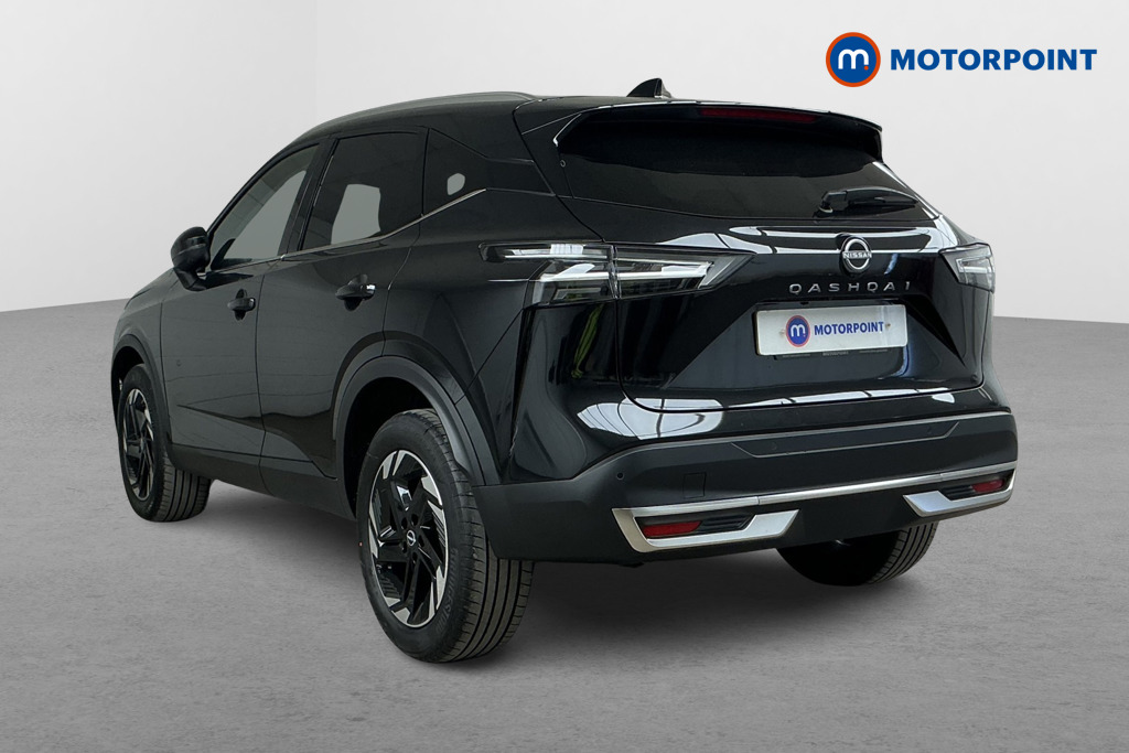 Nissan Qashqai N-Connecta Automatic Petrol SUV - Stock Number (1569420) - Passenger side rear corner
