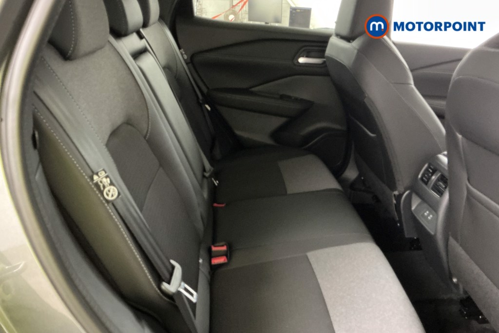 Nissan Qashqai N-Connecta Automatic Petrol SUV - Stock Number (1569423) - 3rd supplementary image