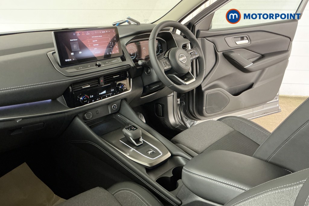 Nissan Qashqai N-Connecta Automatic Petrol SUV - Stock Number (1569423) - 6th supplementary image
