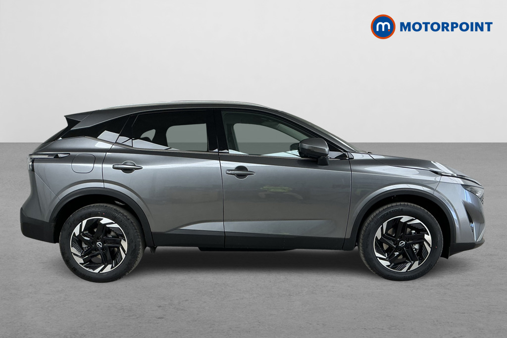Nissan Qashqai N-Connecta Automatic Petrol SUV - Stock Number (1569423) - Drivers side