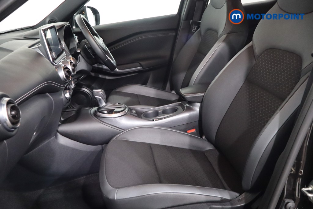 Nissan Juke N-Connecta Automatic Petrol SUV - Stock Number (1569825) - 4th supplementary image