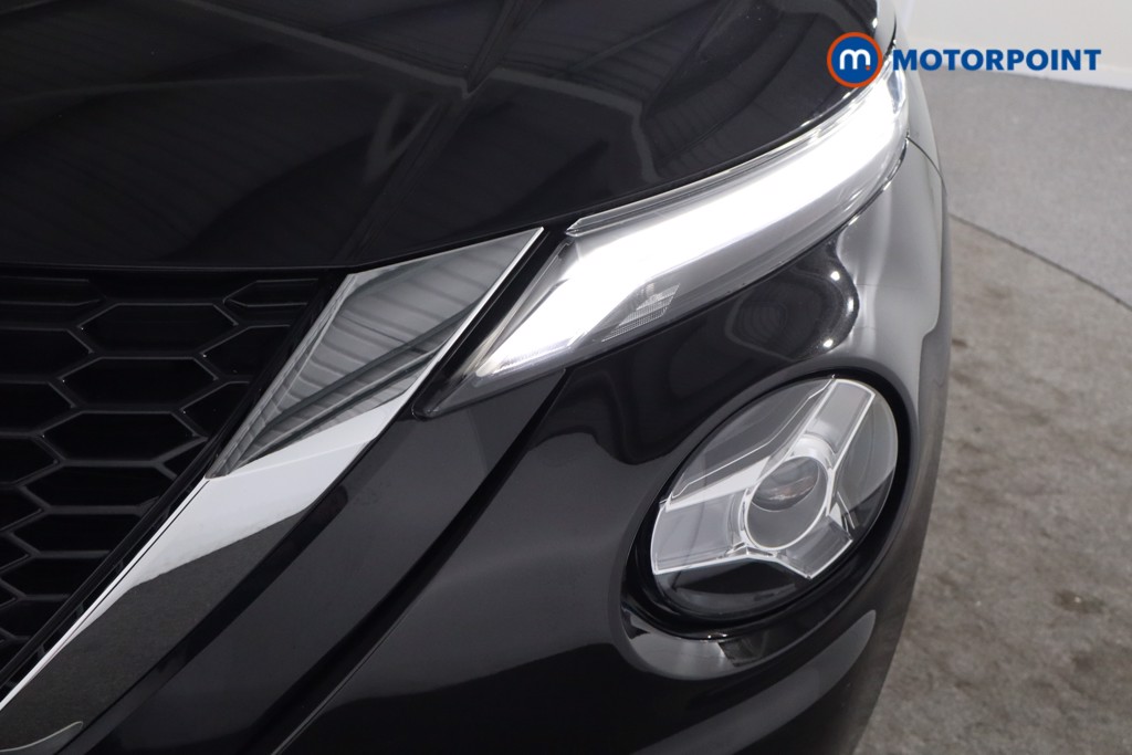 Nissan Juke N-Connecta Automatic Petrol SUV - Stock Number (1569825) - 26th supplementary image