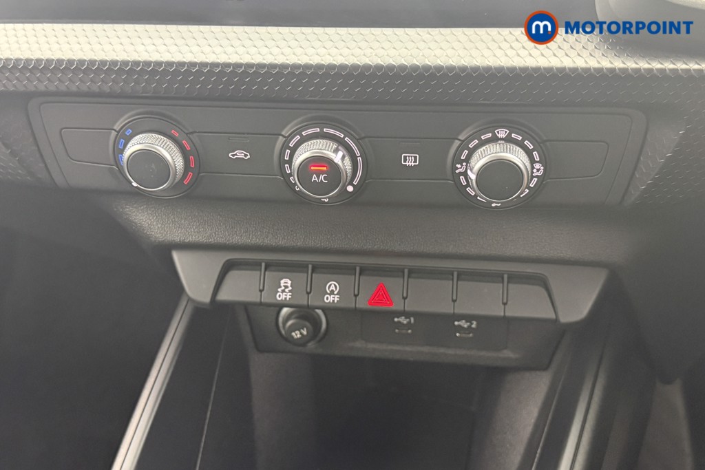 Audi A1 Technik Manual Petrol Hatchback - Stock Number (1570174) - 4th supplementary image
