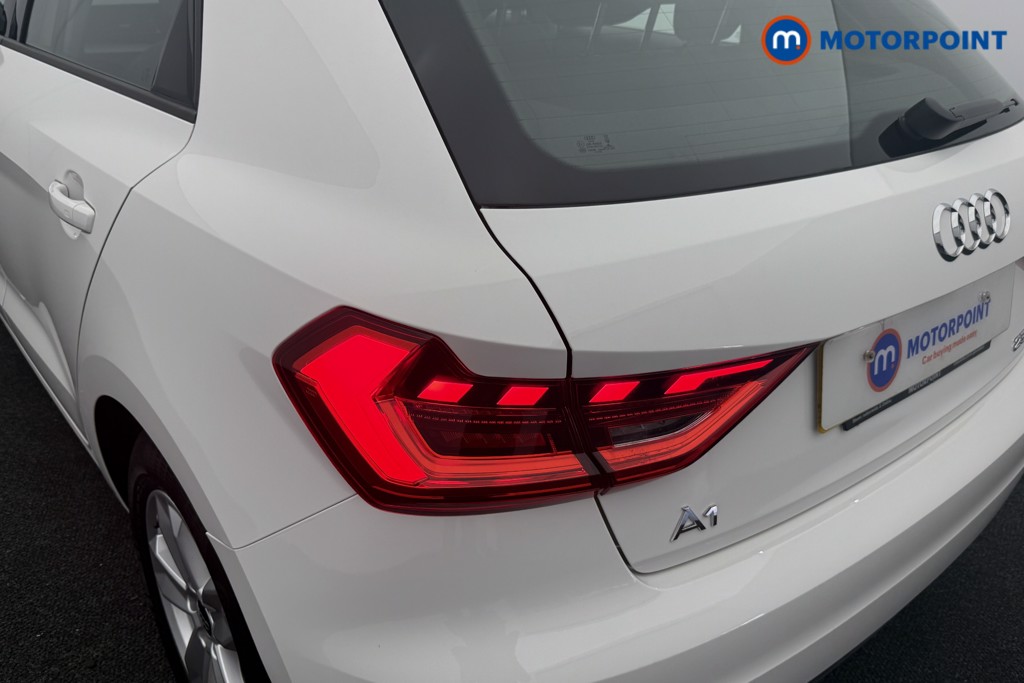 Audi A1 Technik Manual Petrol Hatchback - Stock Number (1570174) - 19th supplementary image