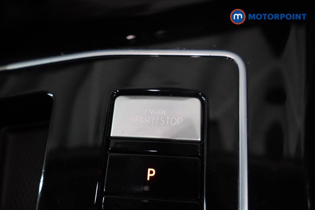 Volkswagen Golf Style Automatic Petrol Hatchback - Stock Number (1570609) - 13th supplementary image