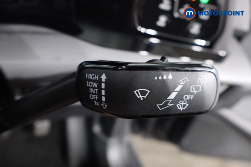 Volkswagen Golf Style Automatic Petrol Hatchback - Stock Number (1570609) - 20th supplementary image