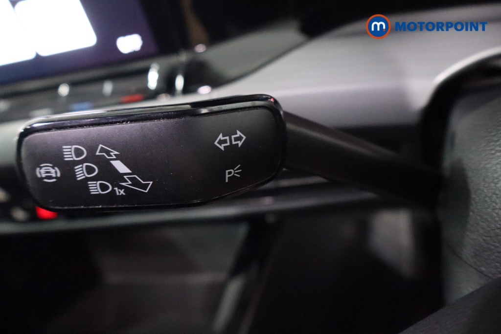 Volkswagen Golf Style Automatic Petrol Hatchback - Stock Number (1570609) - 21st supplementary image