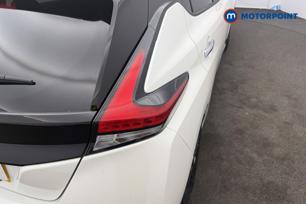 Nissan Leaf Tekna Automatic Electric Hatchback - Stock Number (1570809) - 21st supplementary image
