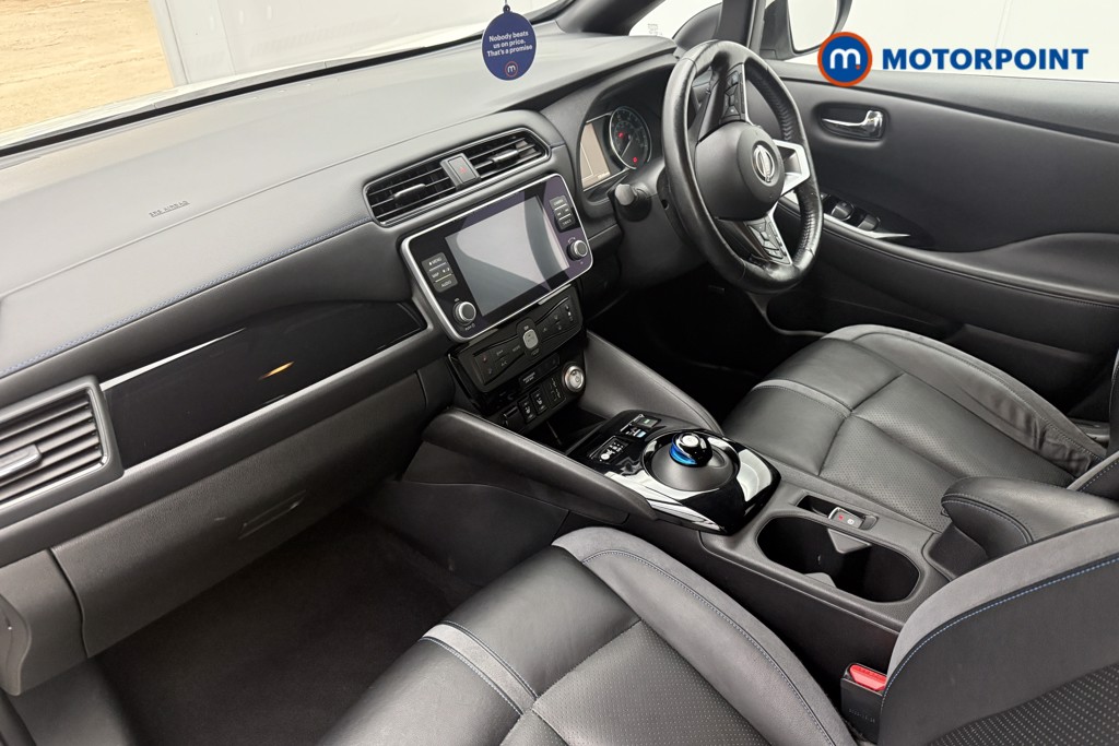Nissan Leaf Tekna Automatic Electric Hatchback - Stock Number (1570809) - 1st supplementary image