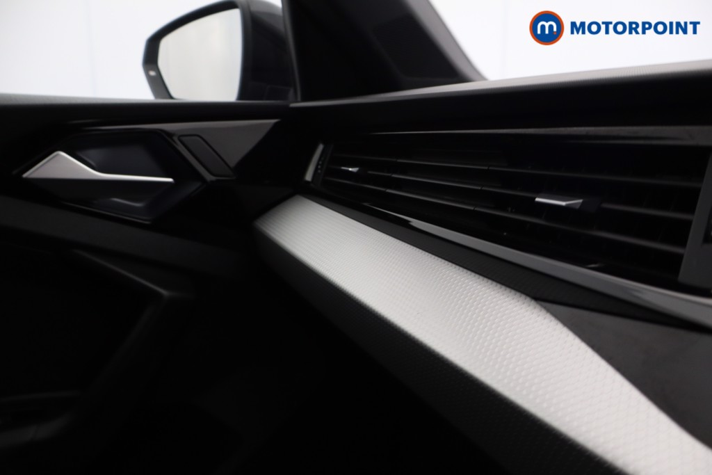 Audi A1 Black Edition Manual Petrol Hatchback - Stock Number (1570867) - 13th supplementary image