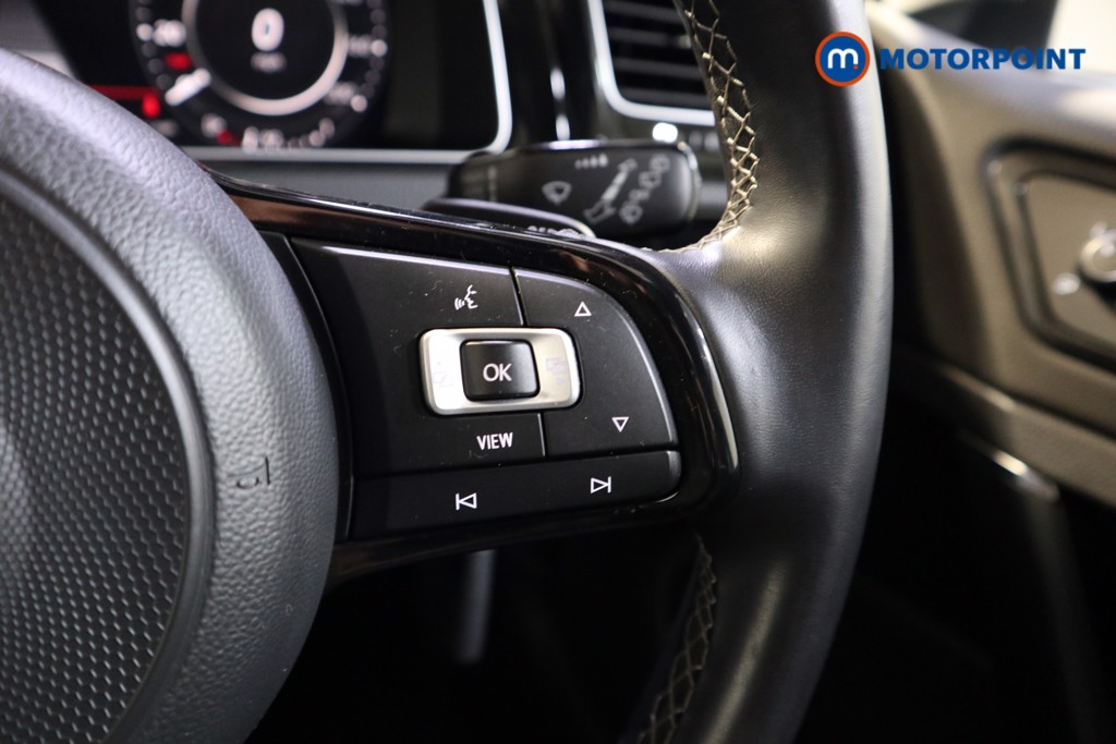 Volkswagen Golf R Automatic Petrol Hatchback - Stock Number (1571172) - 4th supplementary image