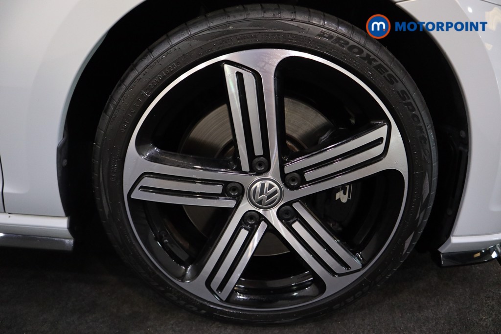 Volkswagen Golf R Automatic Petrol Hatchback - Stock Number (1571172) - 17th supplementary image