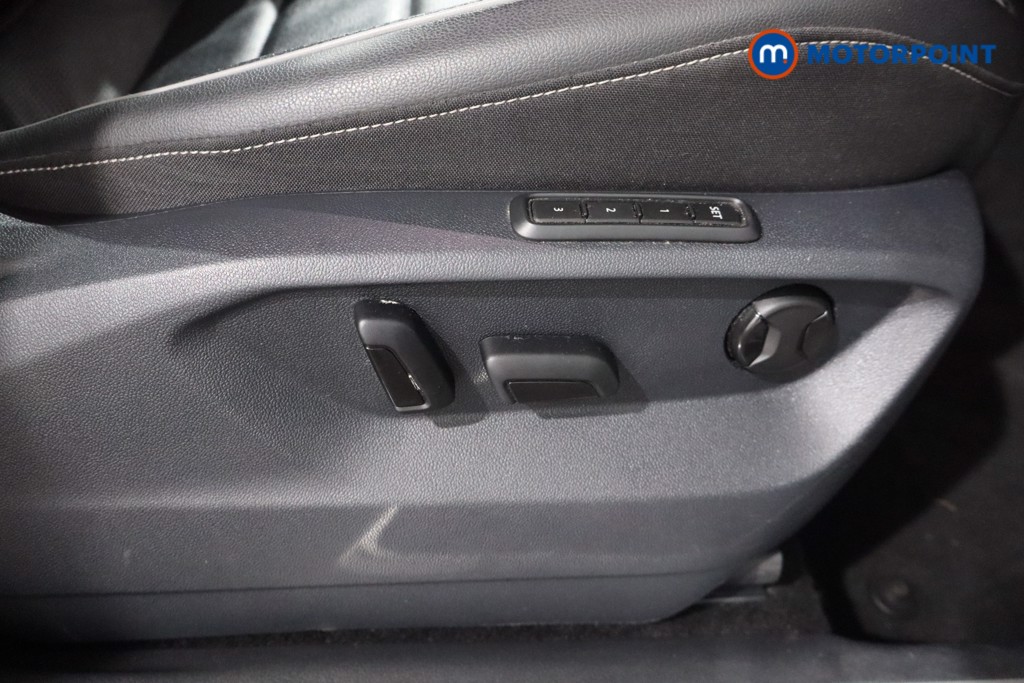Volkswagen Tiguan Allspace R-Line Automatic Diesel SUV - Stock Number (1571248) - 25th supplementary image