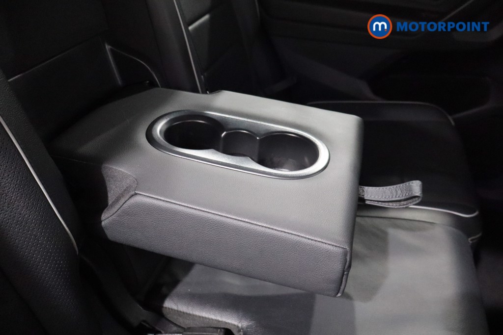 Volkswagen Tiguan Allspace R-Line Automatic Diesel SUV - Stock Number (1571248) - 32nd supplementary image