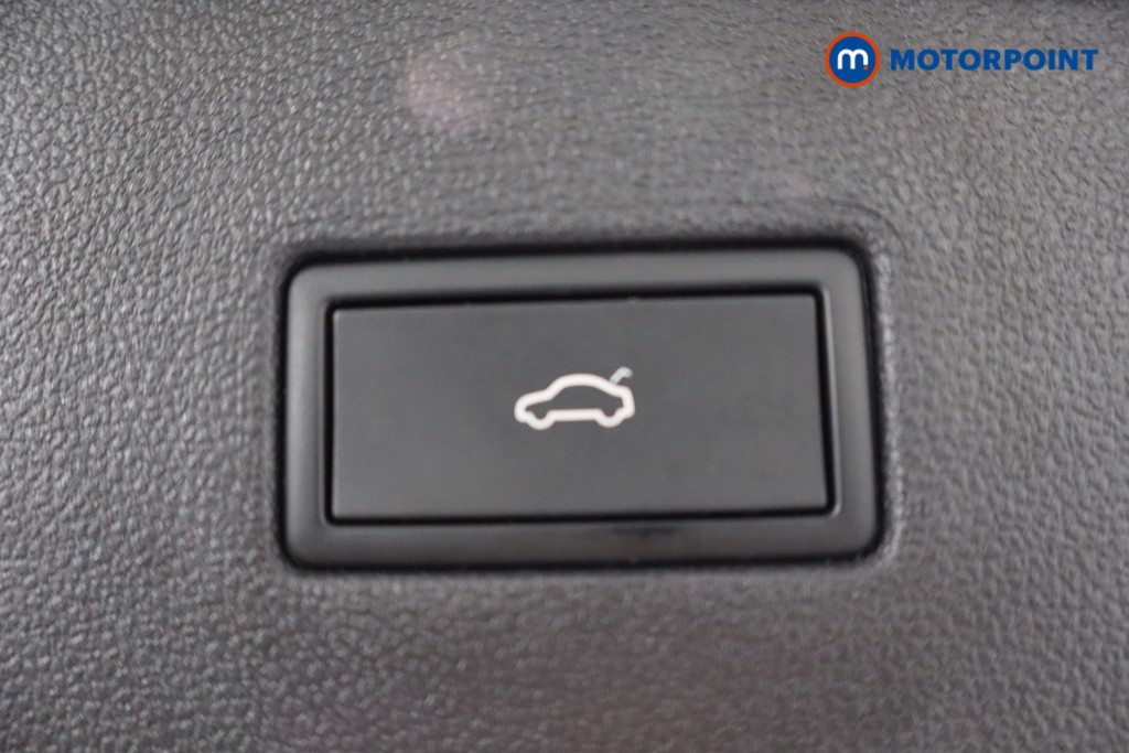 Volkswagen Tiguan Allspace R-Line Automatic Diesel SUV - Stock Number (1571248) - 42nd supplementary image