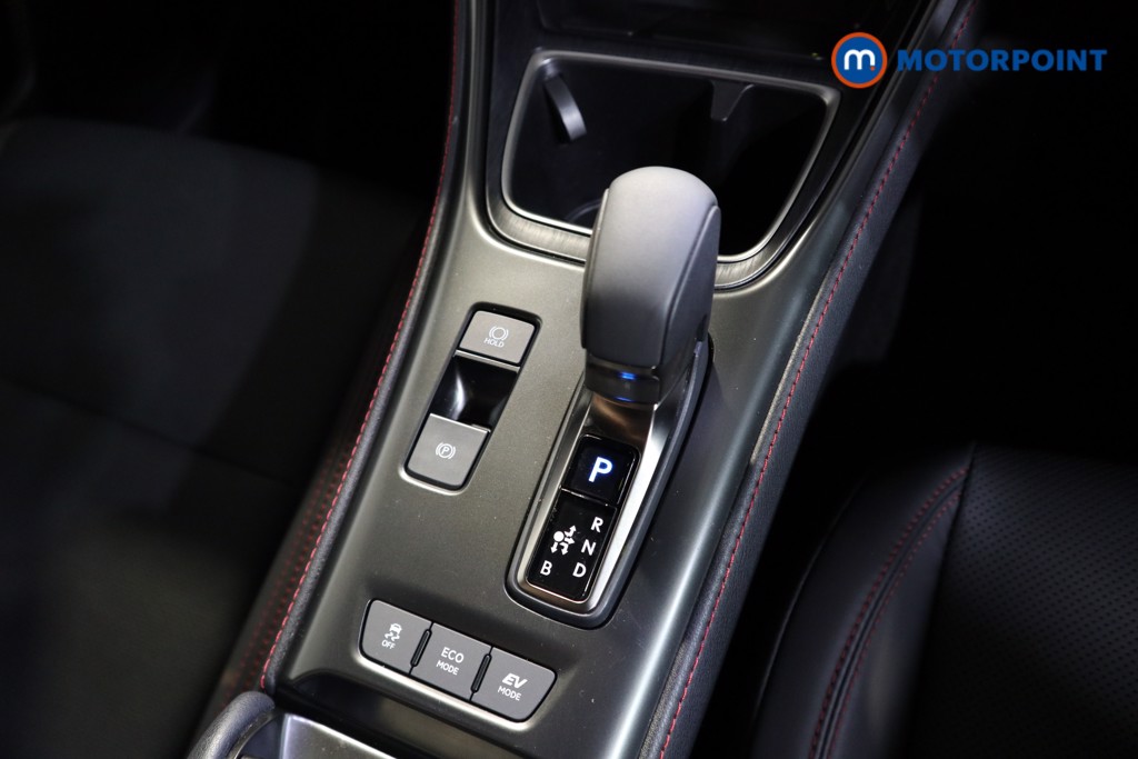 Lexus LBX Premium Automatic Petrol-Electric Hybrid SUV - Stock Number (1571306) - 7th supplementary image