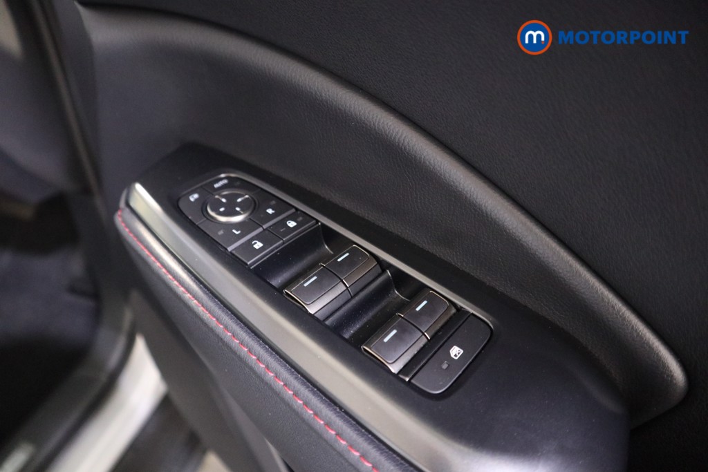 Lexus LBX Premium Automatic Petrol-Electric Hybrid SUV - Stock Number (1571306) - 9th supplementary image