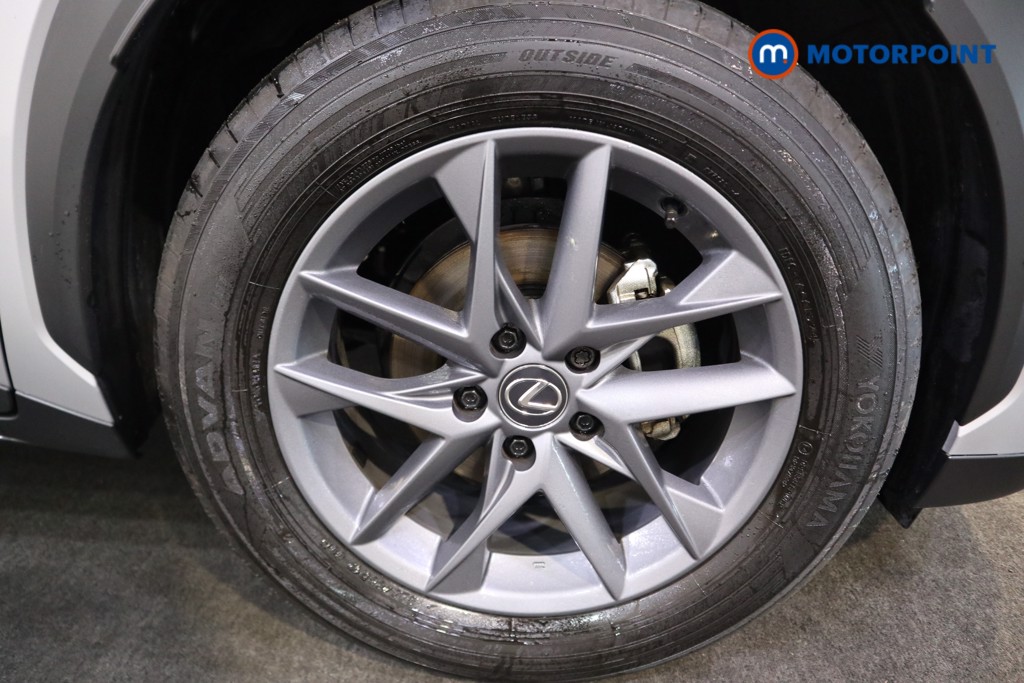 Lexus LBX Premium Automatic Petrol-Electric Hybrid SUV - Stock Number (1571306) - 14th supplementary image