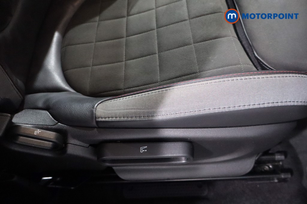 Mini Countryman Cooper S Sport Automatic Petrol SUV - Stock Number (1571412) - 24th supplementary image