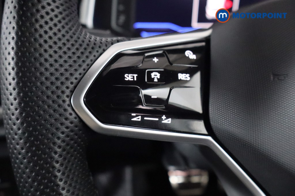 Volkswagen T-Roc R-Line Automatic Petrol SUV - Stock Number (1571609) - 7th supplementary image