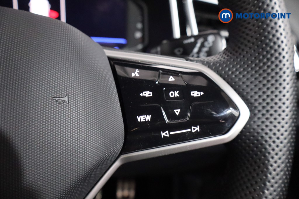 Volkswagen T-Roc R-Line Automatic Petrol SUV - Stock Number (1571609) - 8th supplementary image