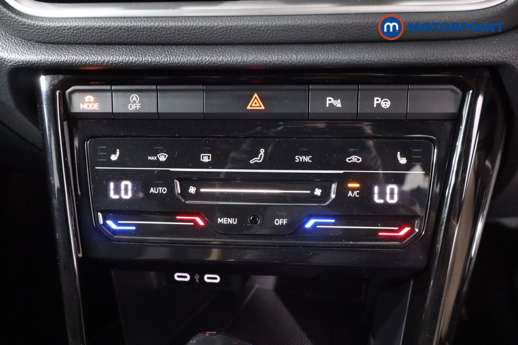 Volkswagen T-Roc R-Line Automatic Petrol SUV - Stock Number (1571609) - 16th supplementary image