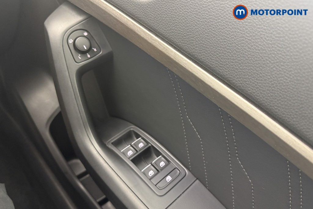 Seat Ateca Xperience Automatic Petrol SUV - Stock Number (1571699) - 9th supplementary image