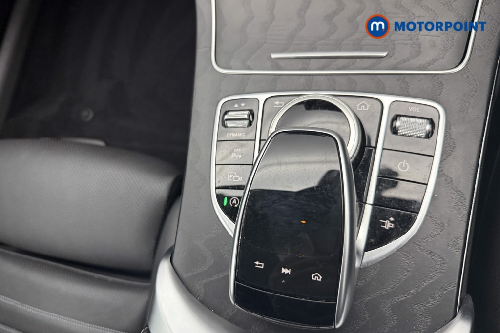 Mercedes-Benz C Class Amg Line Edition Automatic Petrol Convertible - Stock Number (1571971) - 11th supplementary image