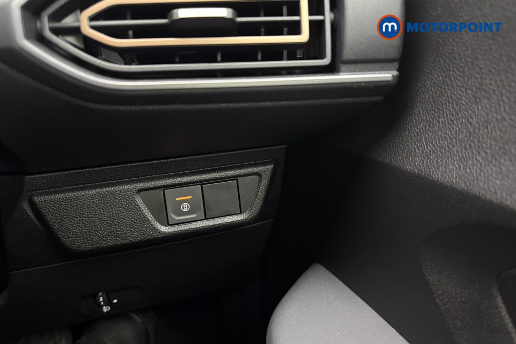 Dacia Sandero Stepway Extreme Automatic Petrol Hatchback - Stock Number (1572383) - 15th supplementary image