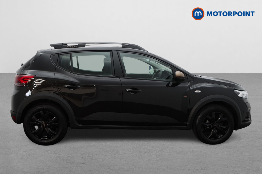Dacia Sandero Stepway Extreme Automatic Petrol Hatchback - Stock Number (1572383) - Drivers side