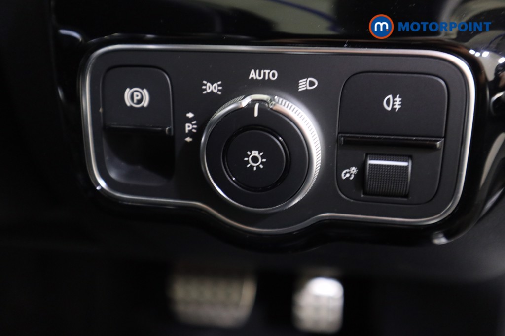 Mercedes-Benz A Class Amg Line Automatic Petrol Hatchback - Stock Number (1564683) - 9th supplementary image