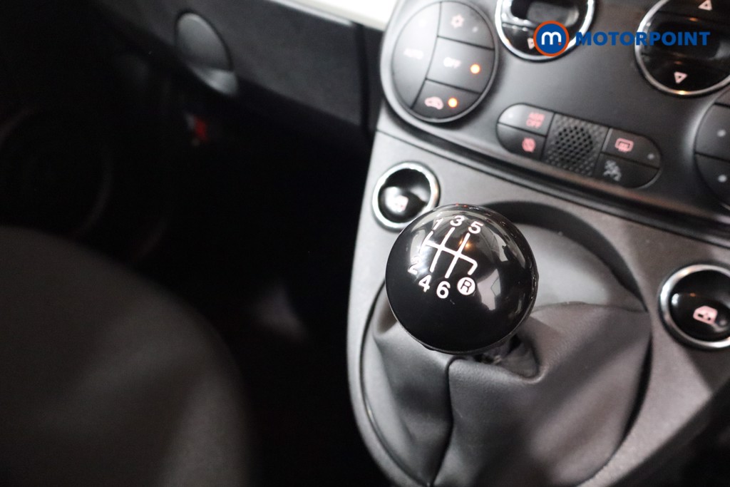 Fiat 500 TOP Manual Petrol-Electric Hybrid Hatchback - Stock Number (1565268) - 15th supplementary image