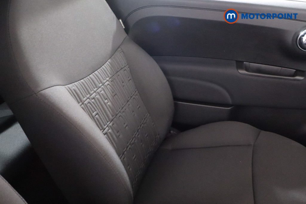 Fiat 500 TOP Manual Petrol-Electric Hybrid Hatchback - Stock Number (1565268) - 20th supplementary image
