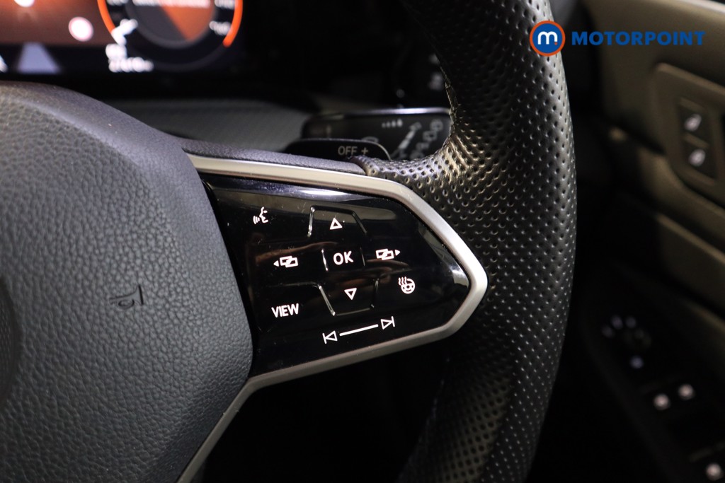 Volkswagen Golf R-Line Automatic Petrol Hatchback - Stock Number (1565575) - 4th supplementary image