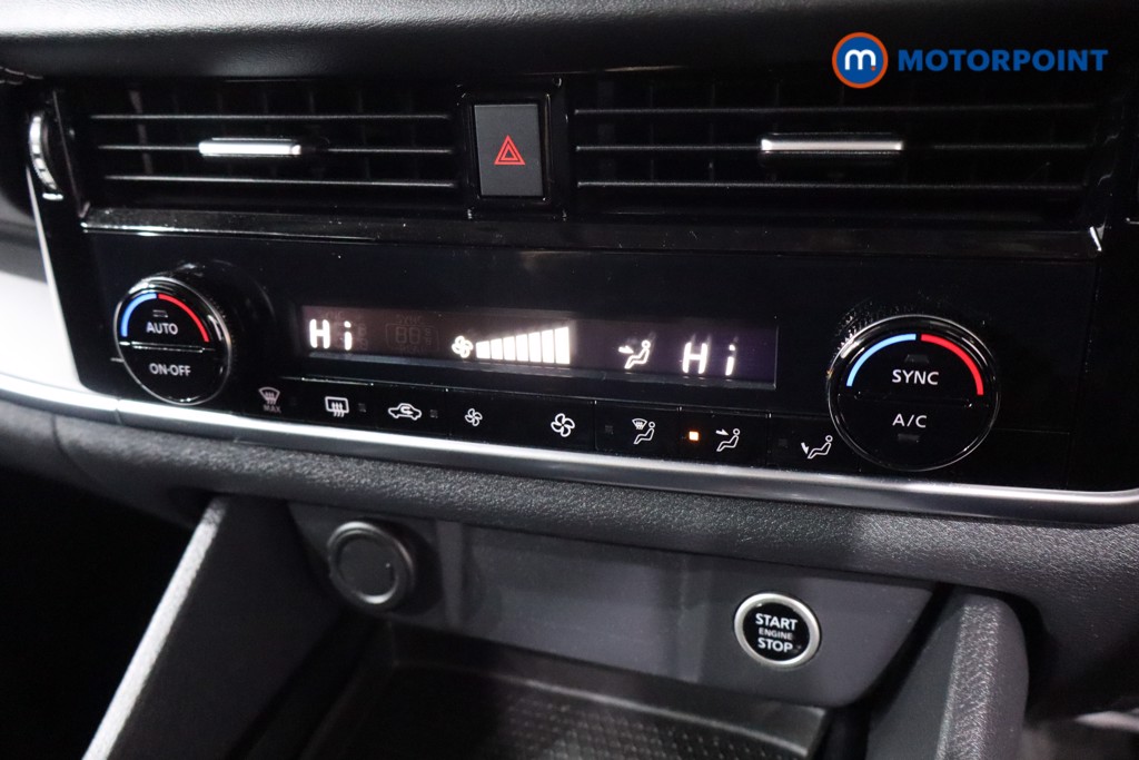Nissan Qashqai Acenta Premium Automatic Petrol SUV - Stock Number (1567749) - 14th supplementary image