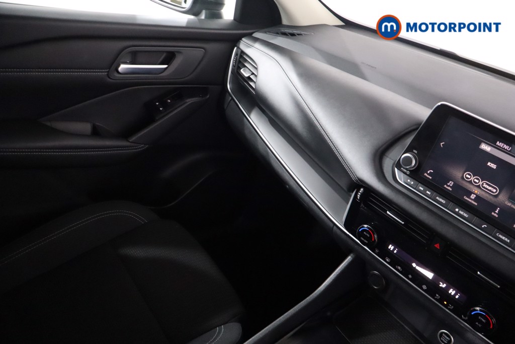 Nissan Qashqai Acenta Premium Automatic Petrol SUV - Stock Number (1567749) - 15th supplementary image
