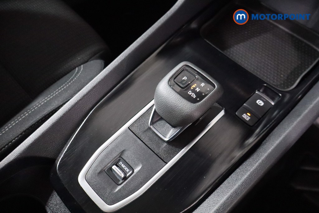 Nissan Qashqai Acenta Premium Automatic Petrol SUV - Stock Number (1567749) - 16th supplementary image