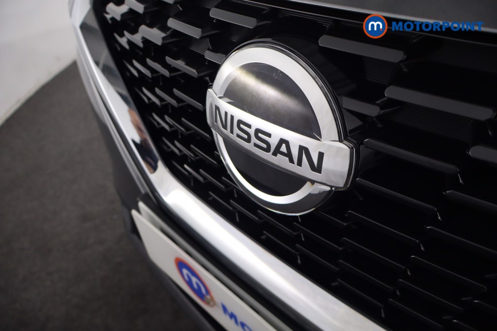 Nissan Qashqai Acenta Premium Automatic Petrol SUV - Stock Number (1567749) - 26th supplementary image