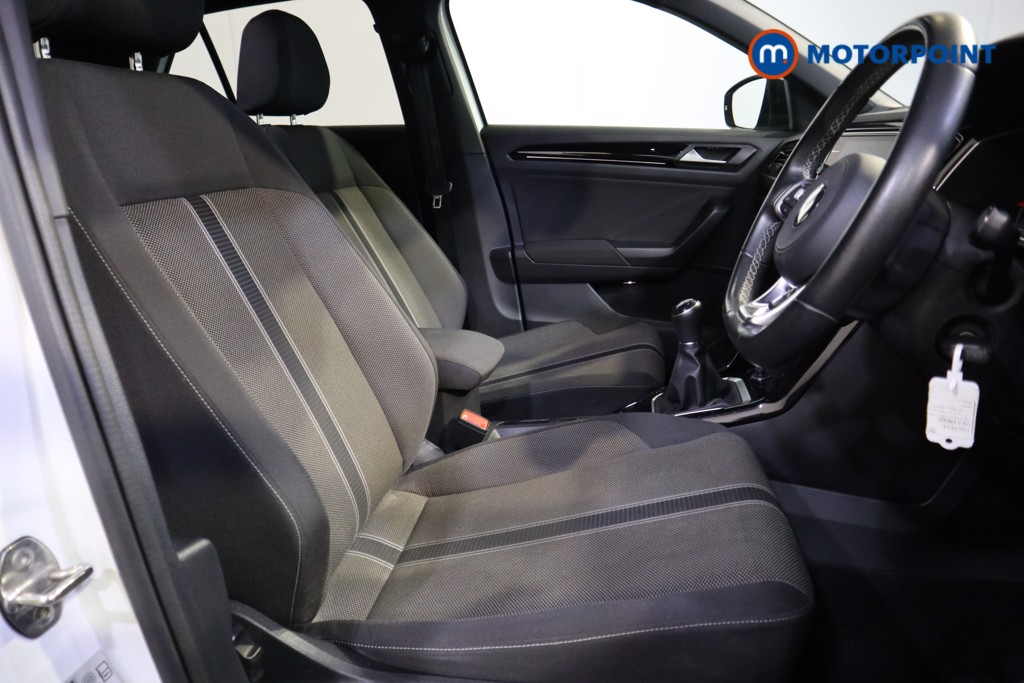 Volkswagen T-Roc Black Edition Manual Petrol SUV - Stock Number (1567814) - 12th supplementary image
