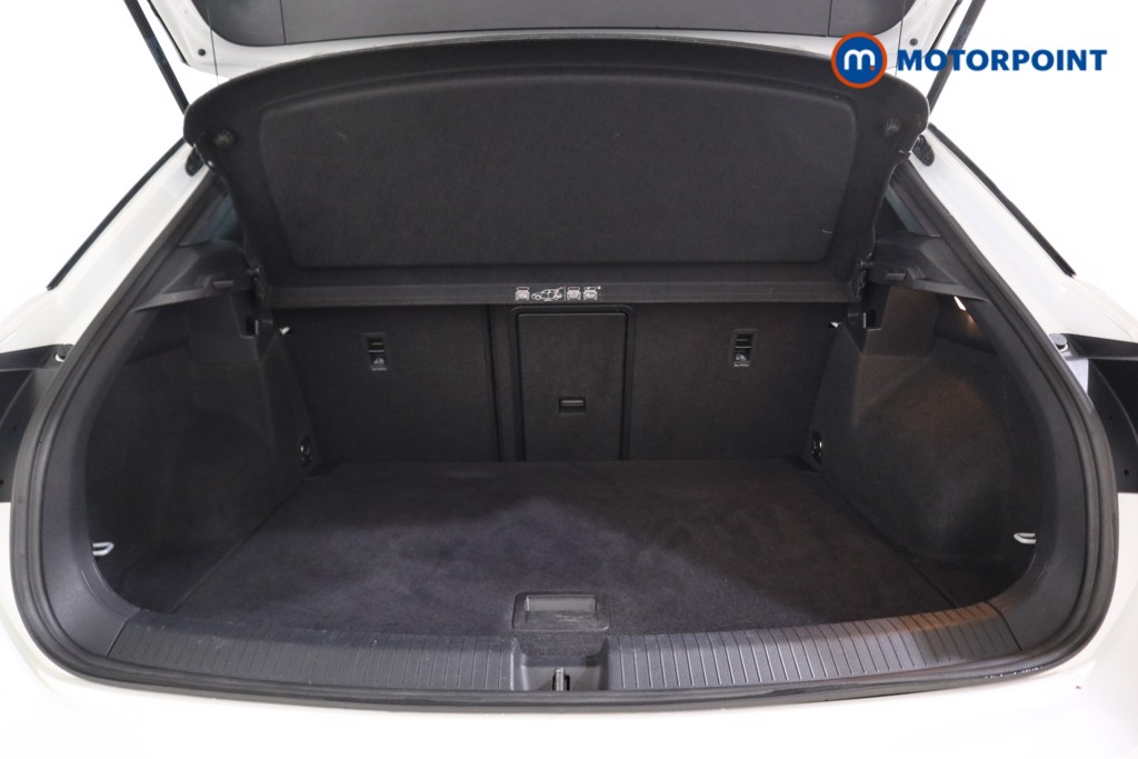 Volkswagen T-Roc Black Edition Manual Petrol SUV - Stock Number (1567814) - 14th supplementary image